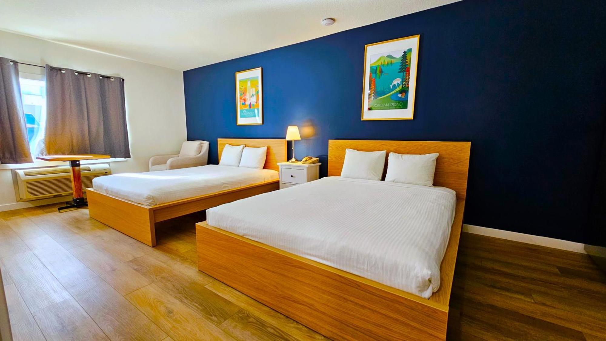 Cloud 9 Inn Whitecourt Buitenkant foto